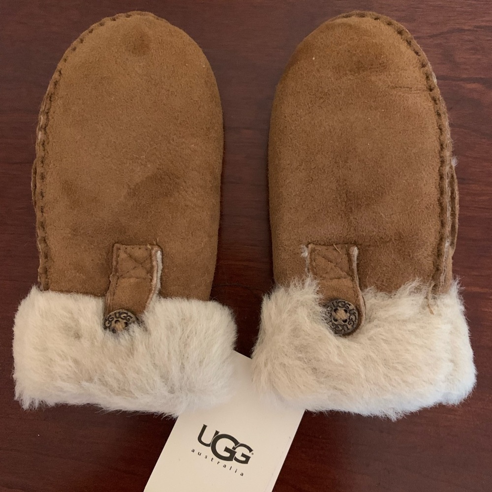 NWT UGG Kids Bailey Mittens